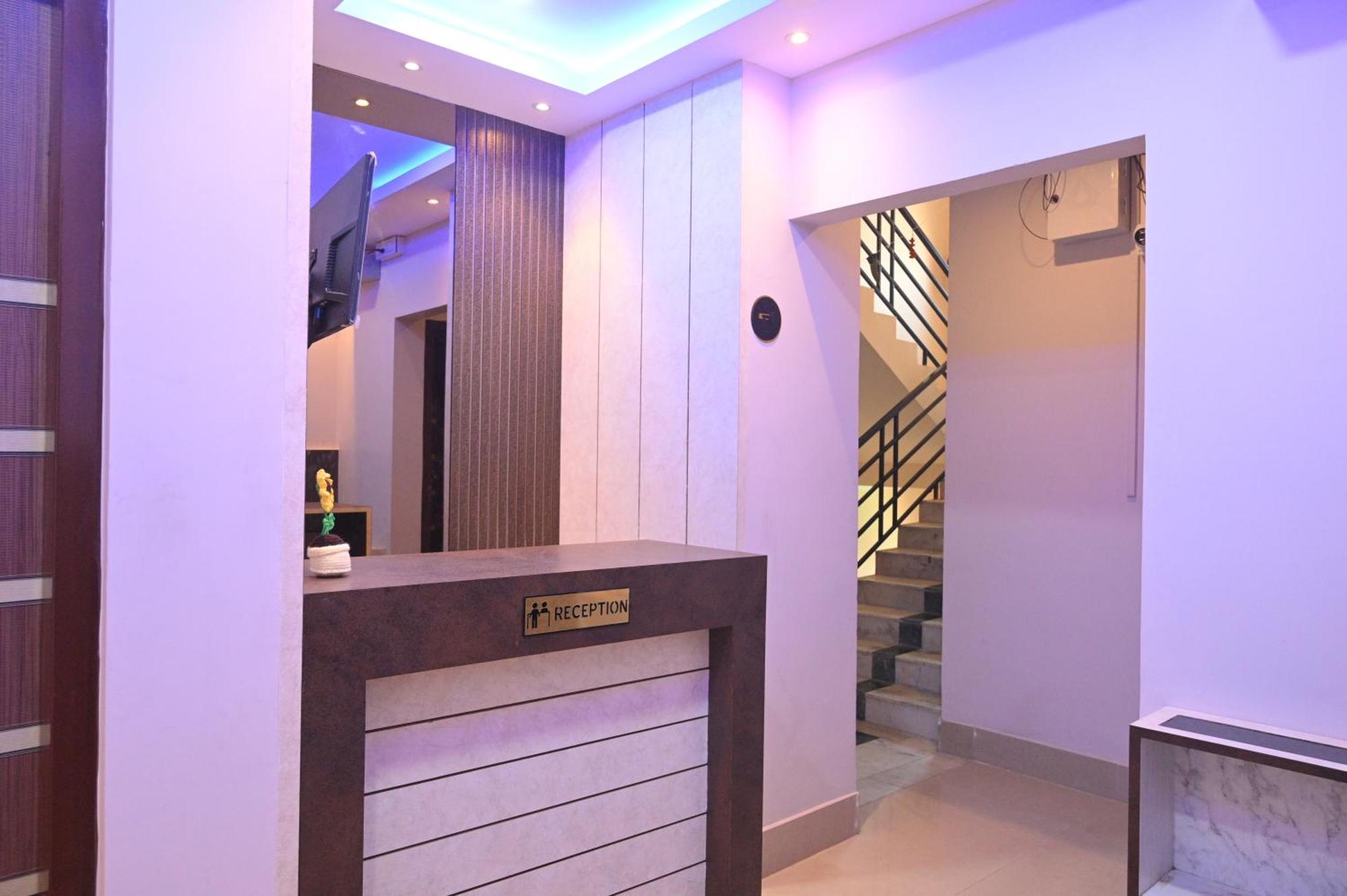 Sunflower Guest House กูวาฮาติ ภายนอก รูปภาพ